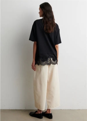 Vaccara lace tee sort Second Female 